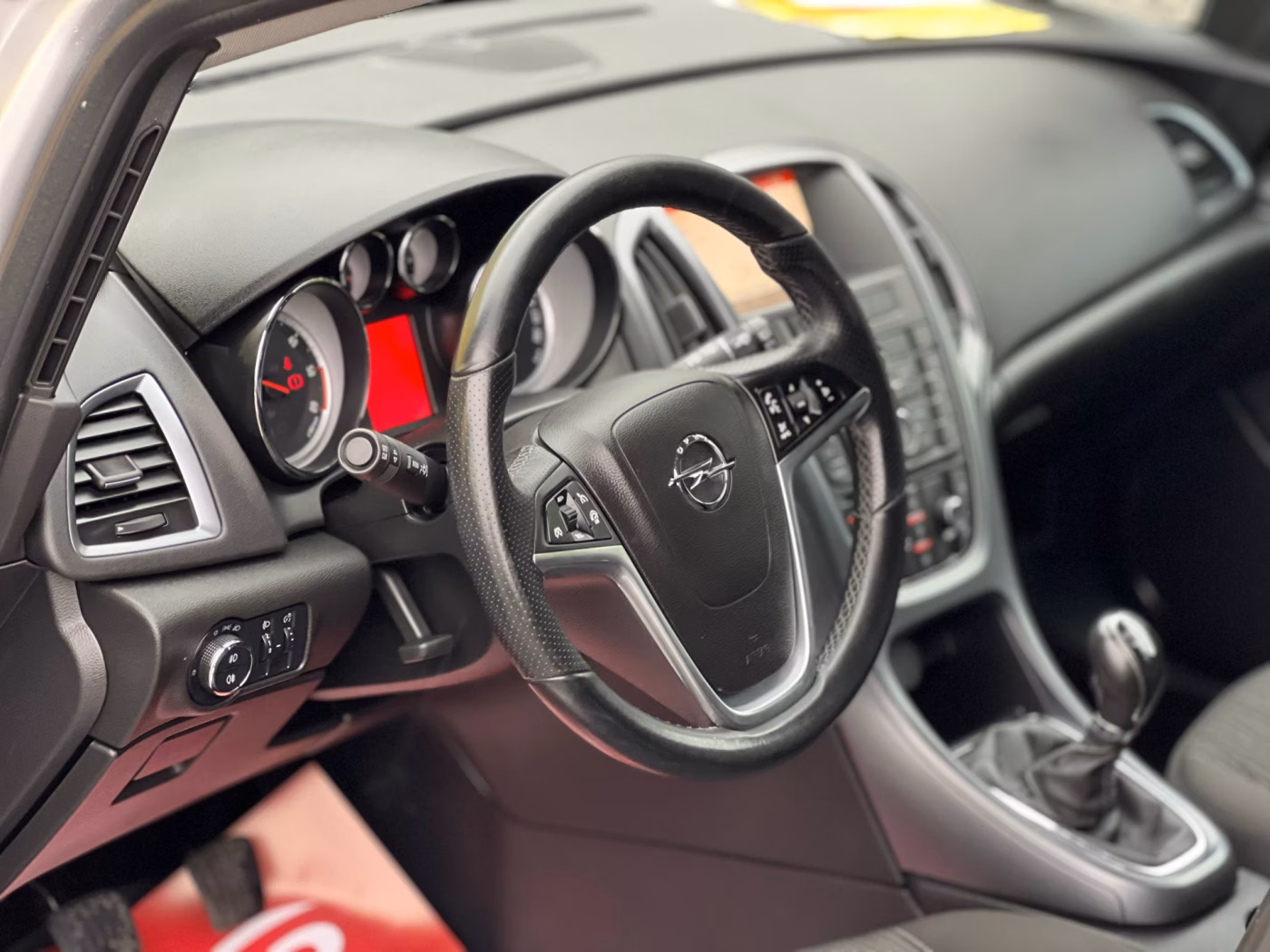 Opel Astra фото 12