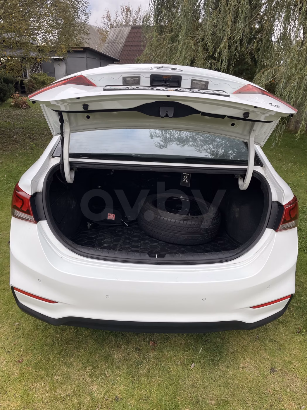 Hyundai Solaris фото 8