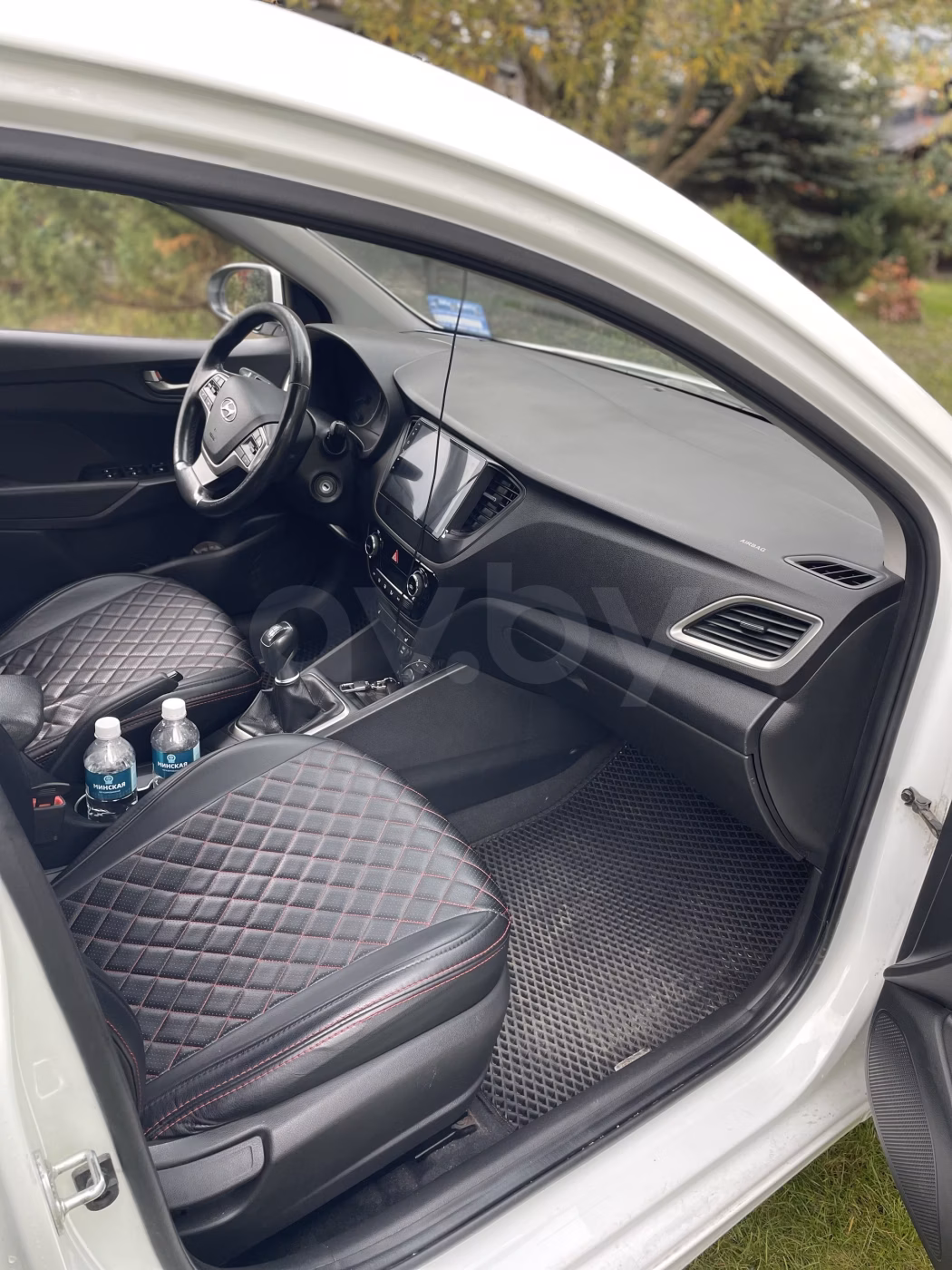 Hyundai Solaris фото 13