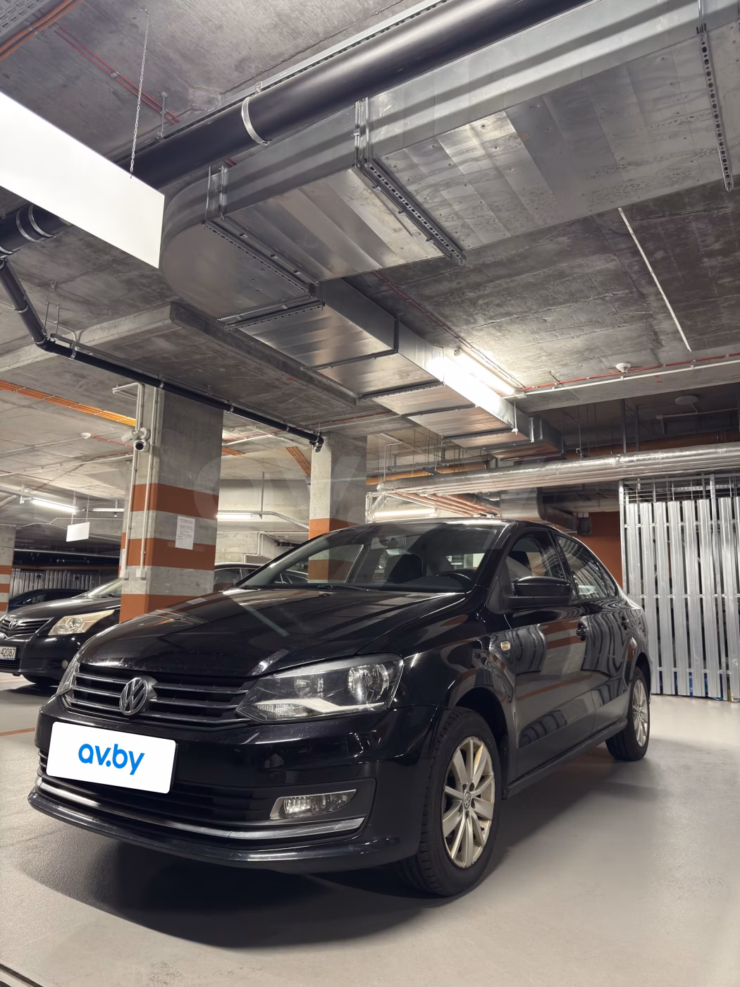 Volkswagen Polo Sedan фото 11