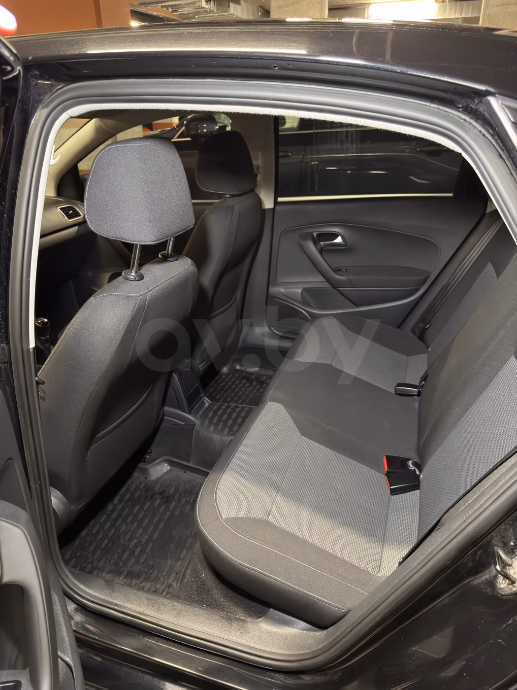 Volkswagen Polo Sedan фото 12