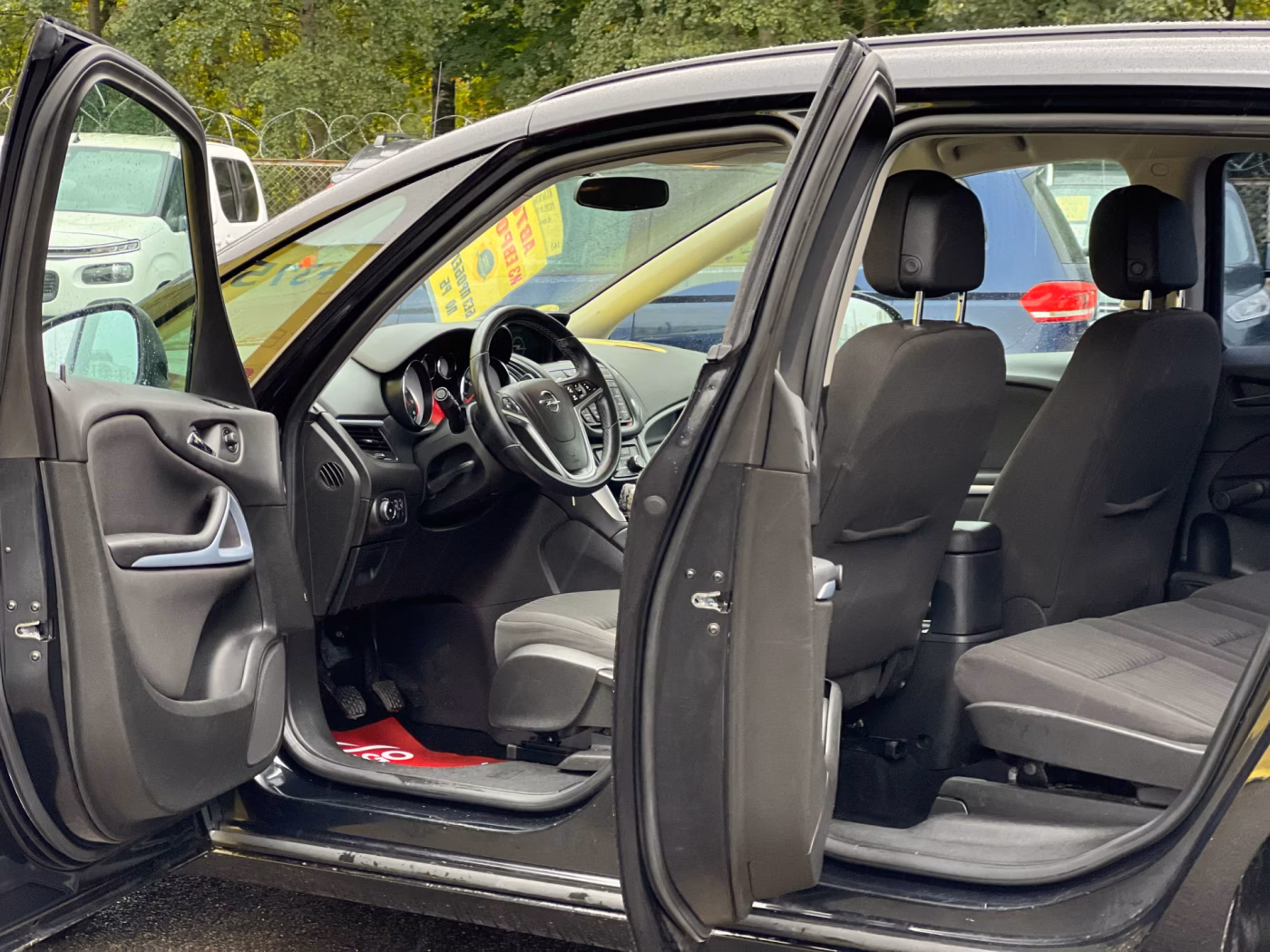 Opel Zafira фото 17