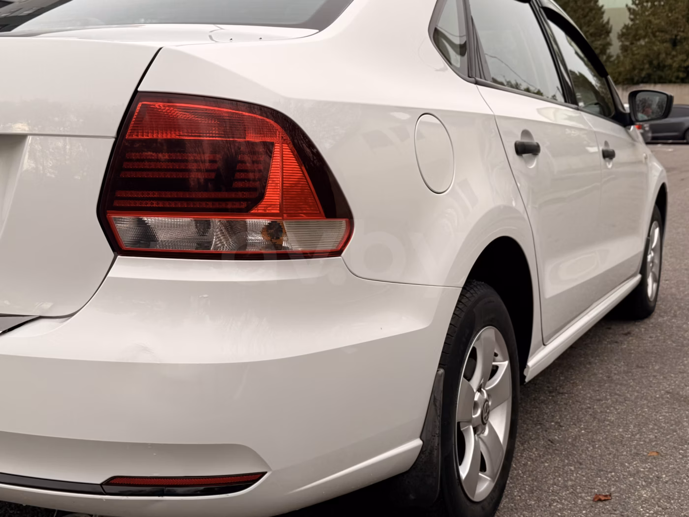 Volkswagen Polo Sedan фото 7
