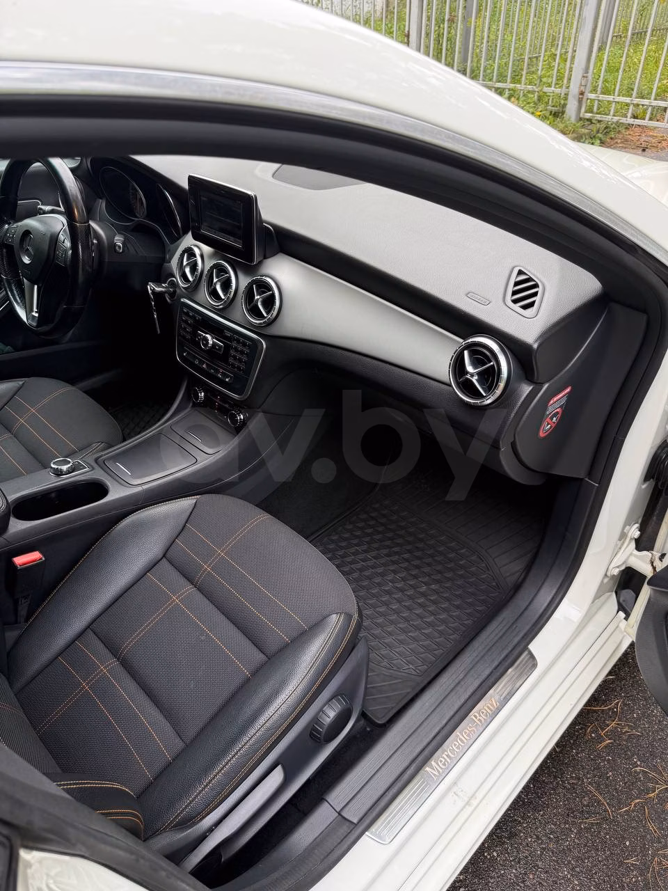 Mercedes-Benz CLA фото 9