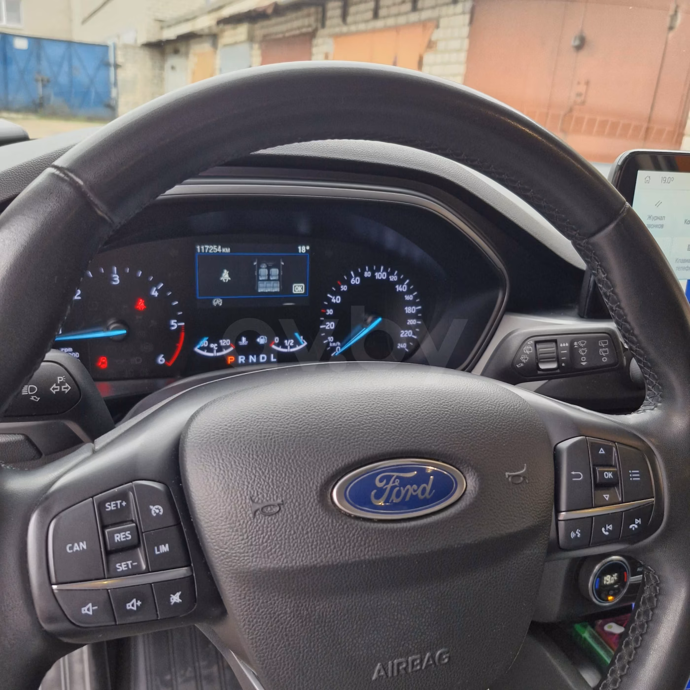 Ford Focus фото 7