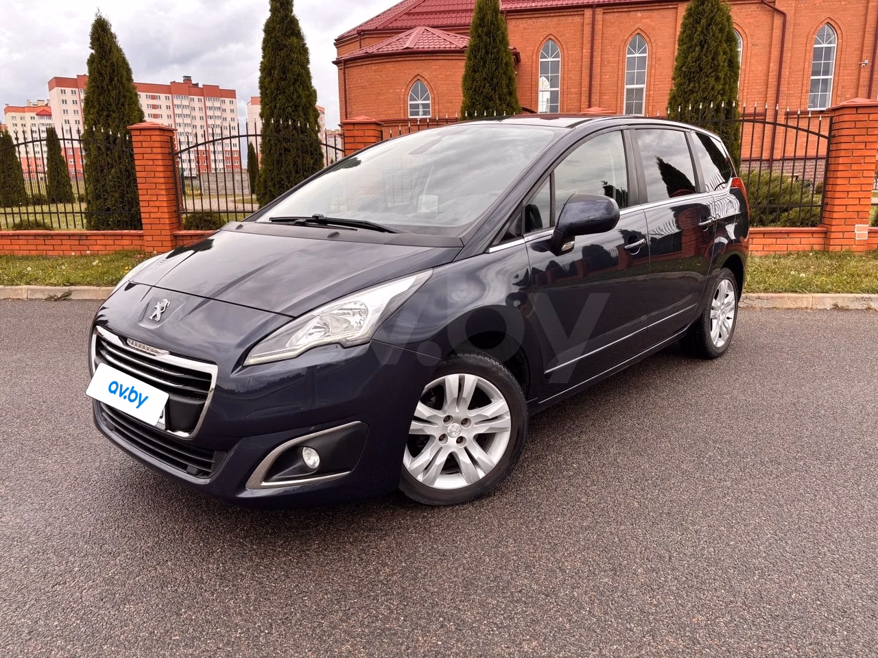 Peugeot 5008