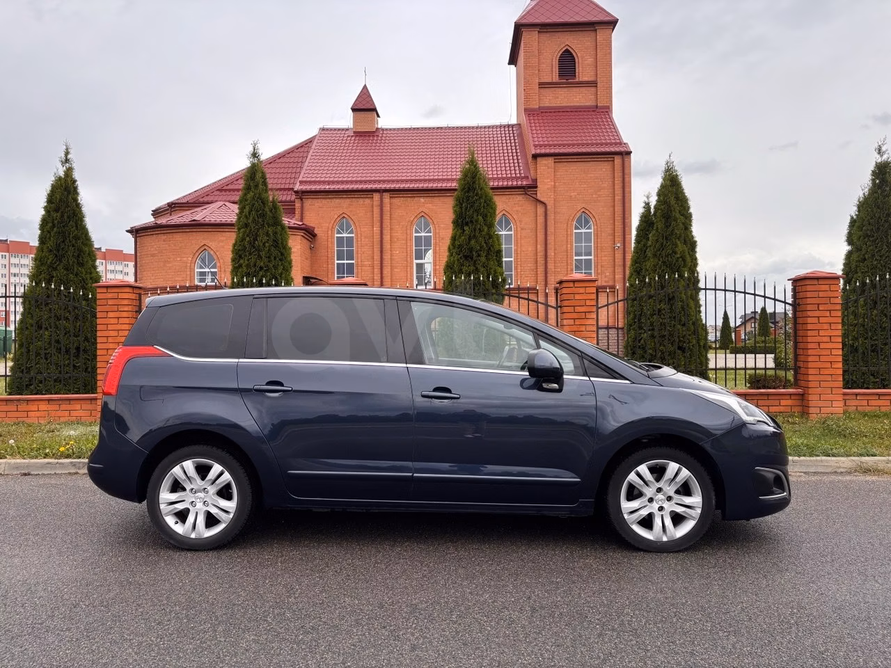 Peugeot 5008 фото 7