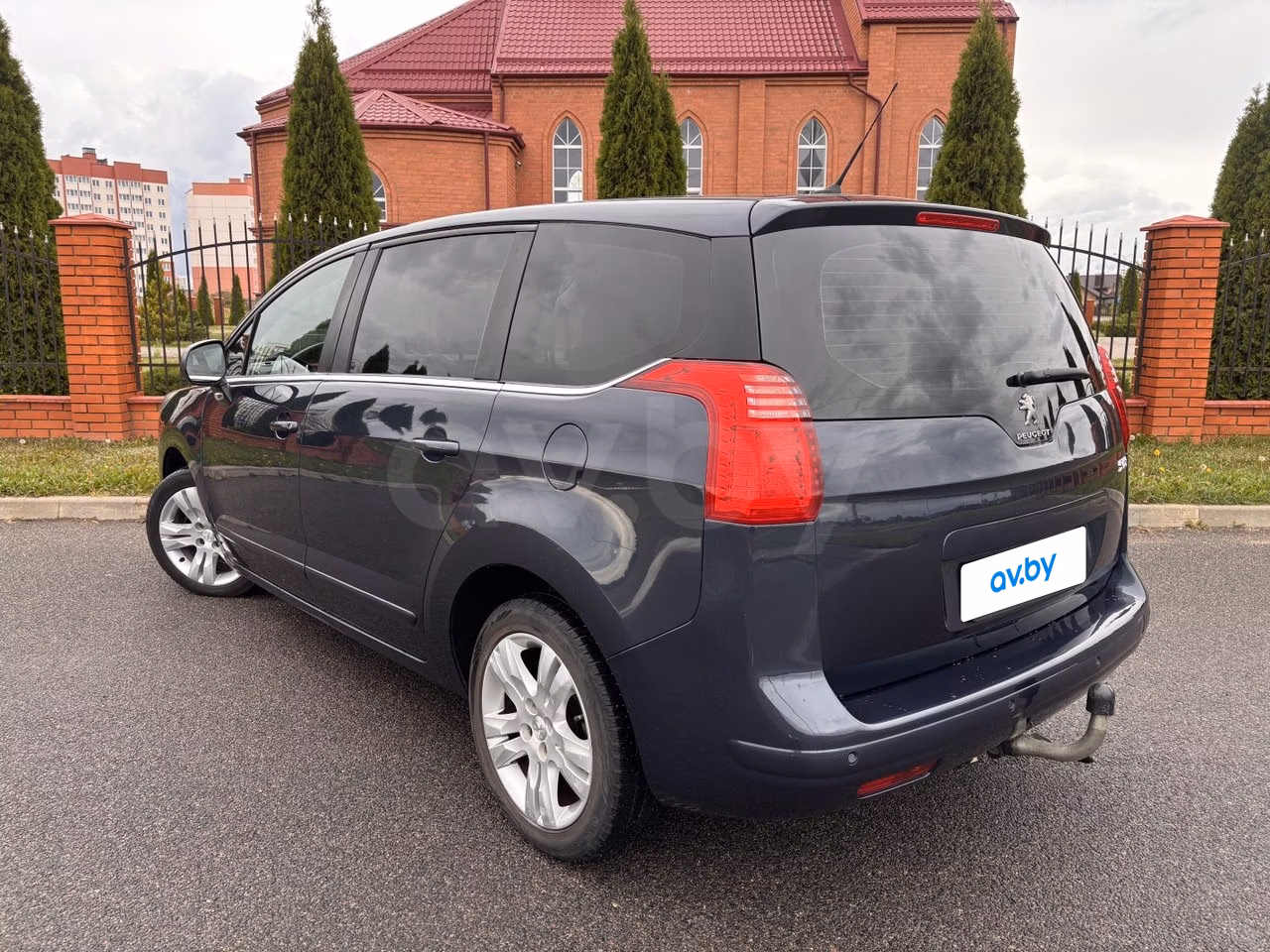 Peugeot 5008 фото 11