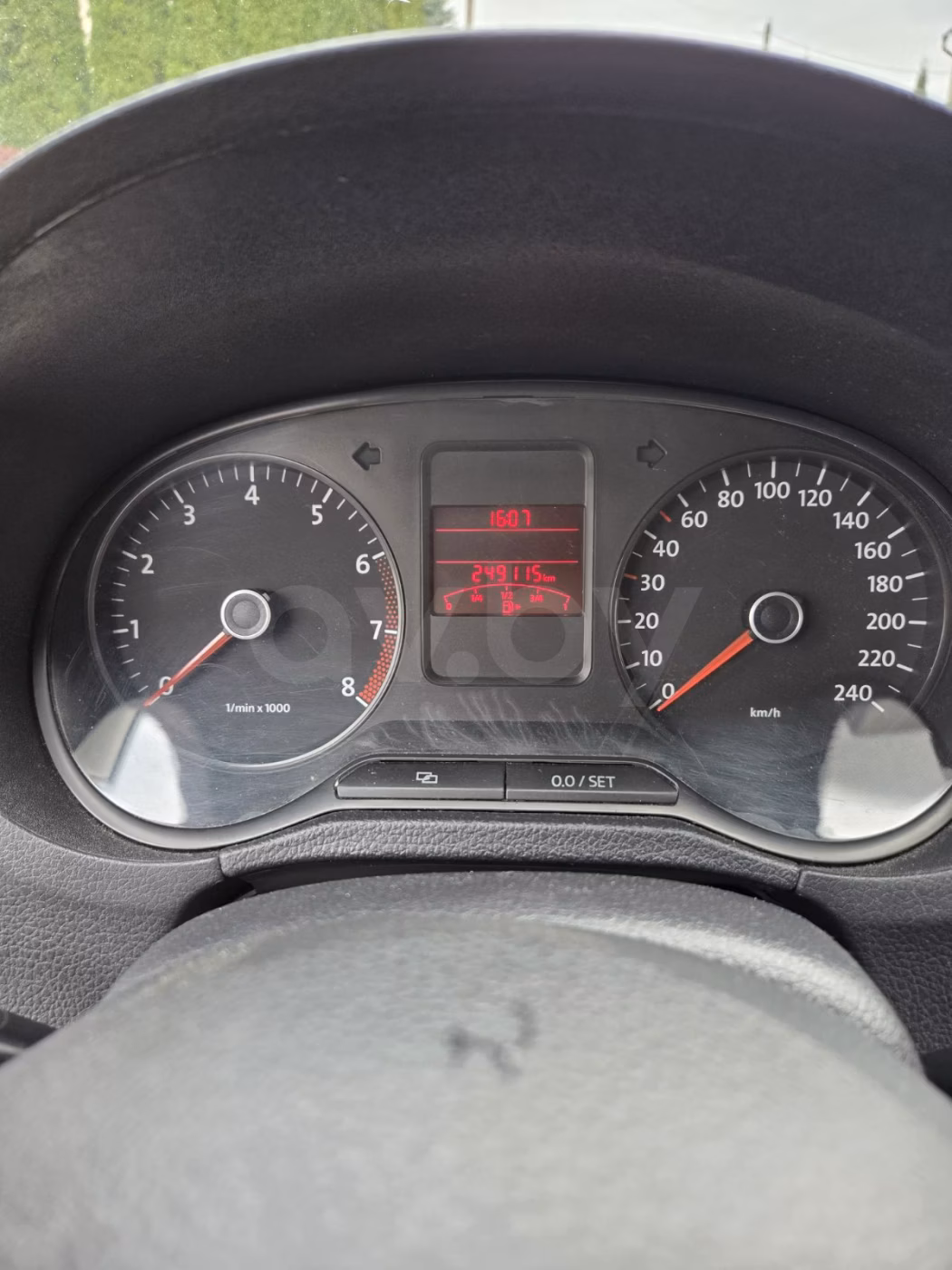 Volkswagen Polo Sedan фото 2