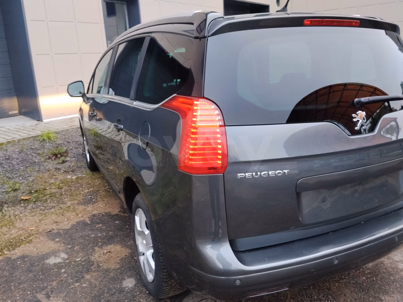 Peugeot 5008 фото 7