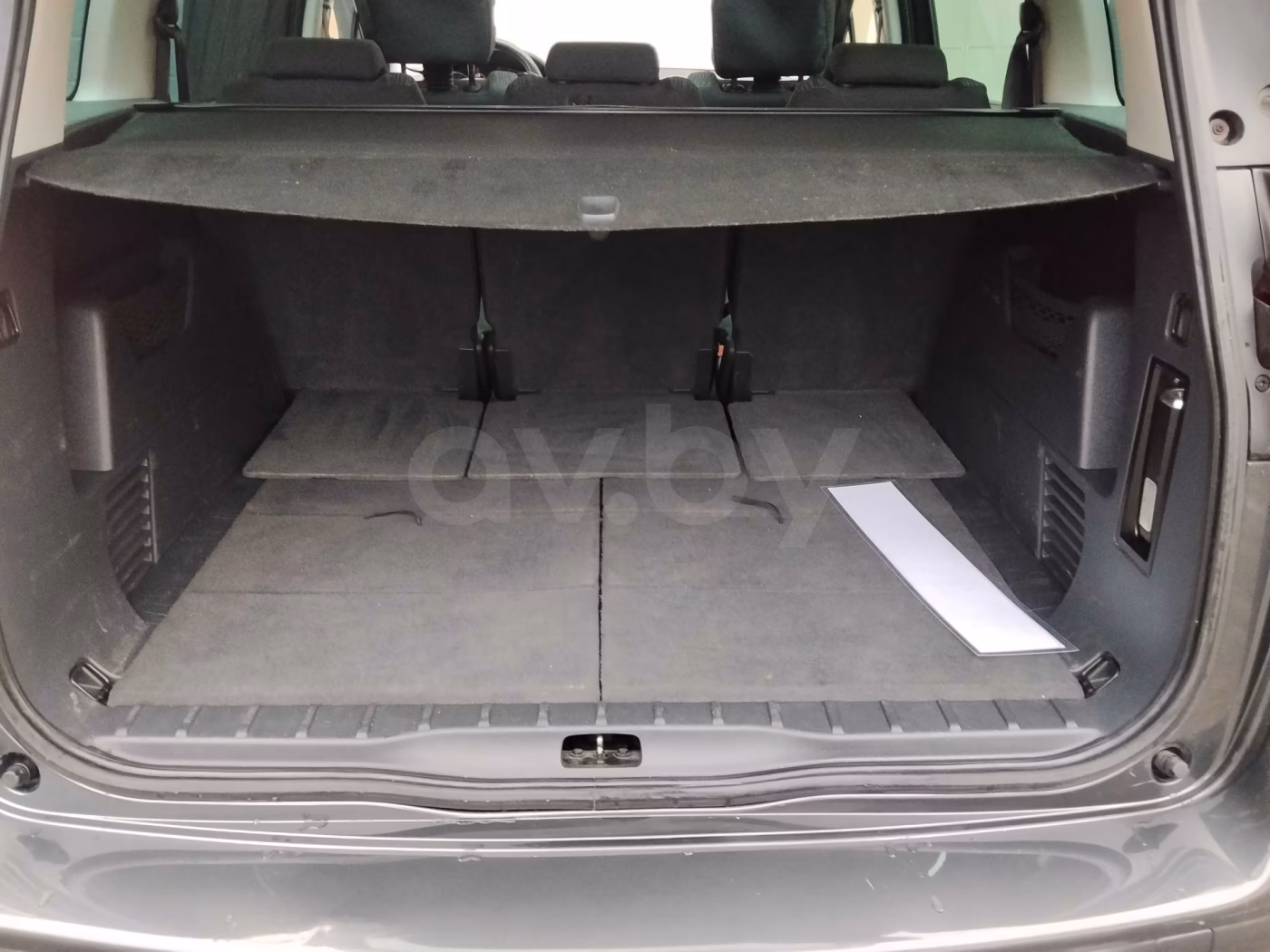 Peugeot 5008 фото 11
