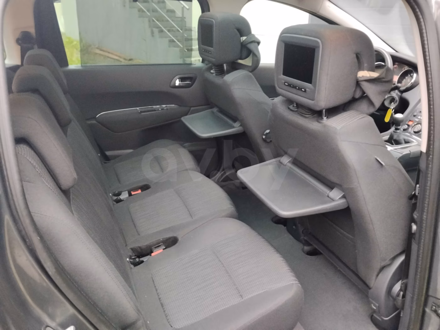 Peugeot 5008 фото 14