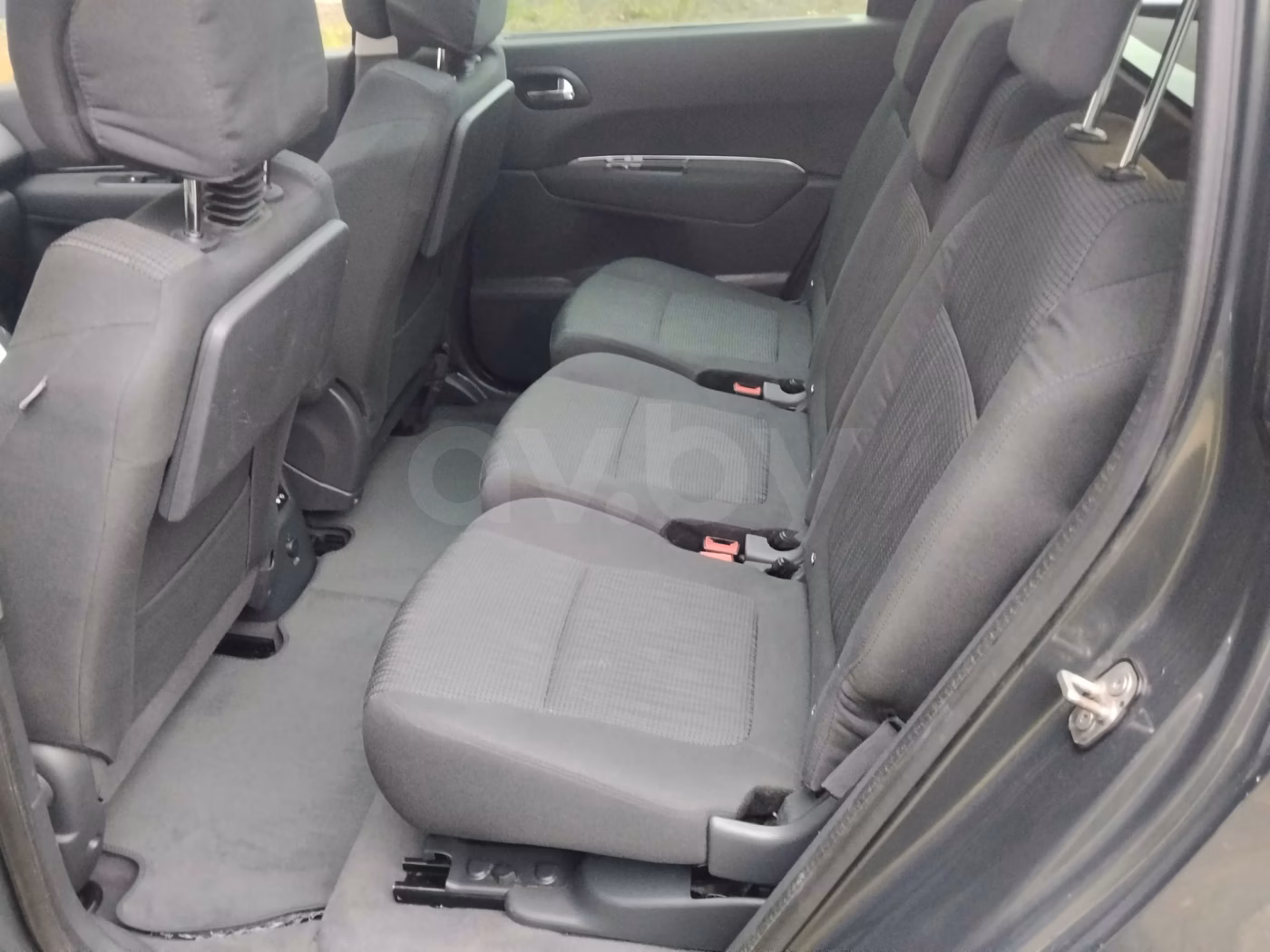 Peugeot 5008 фото 15