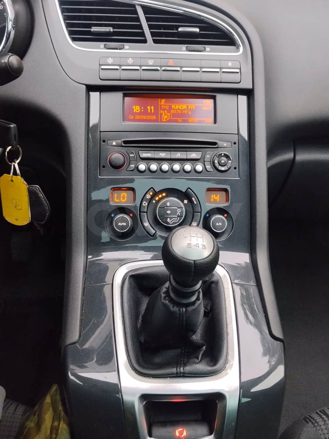 Peugeot 5008 фото 19