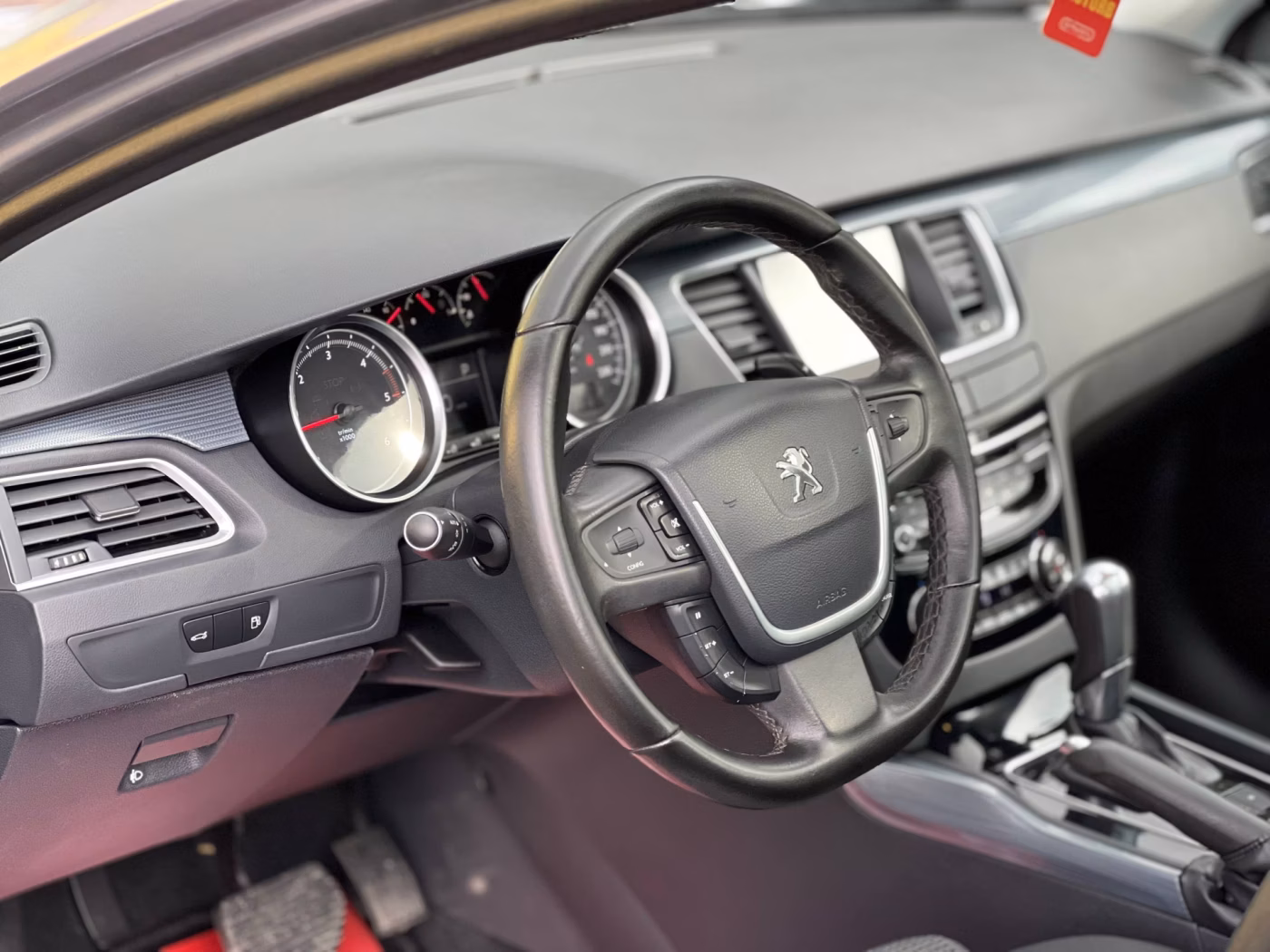 Peugeot 508 фото 9