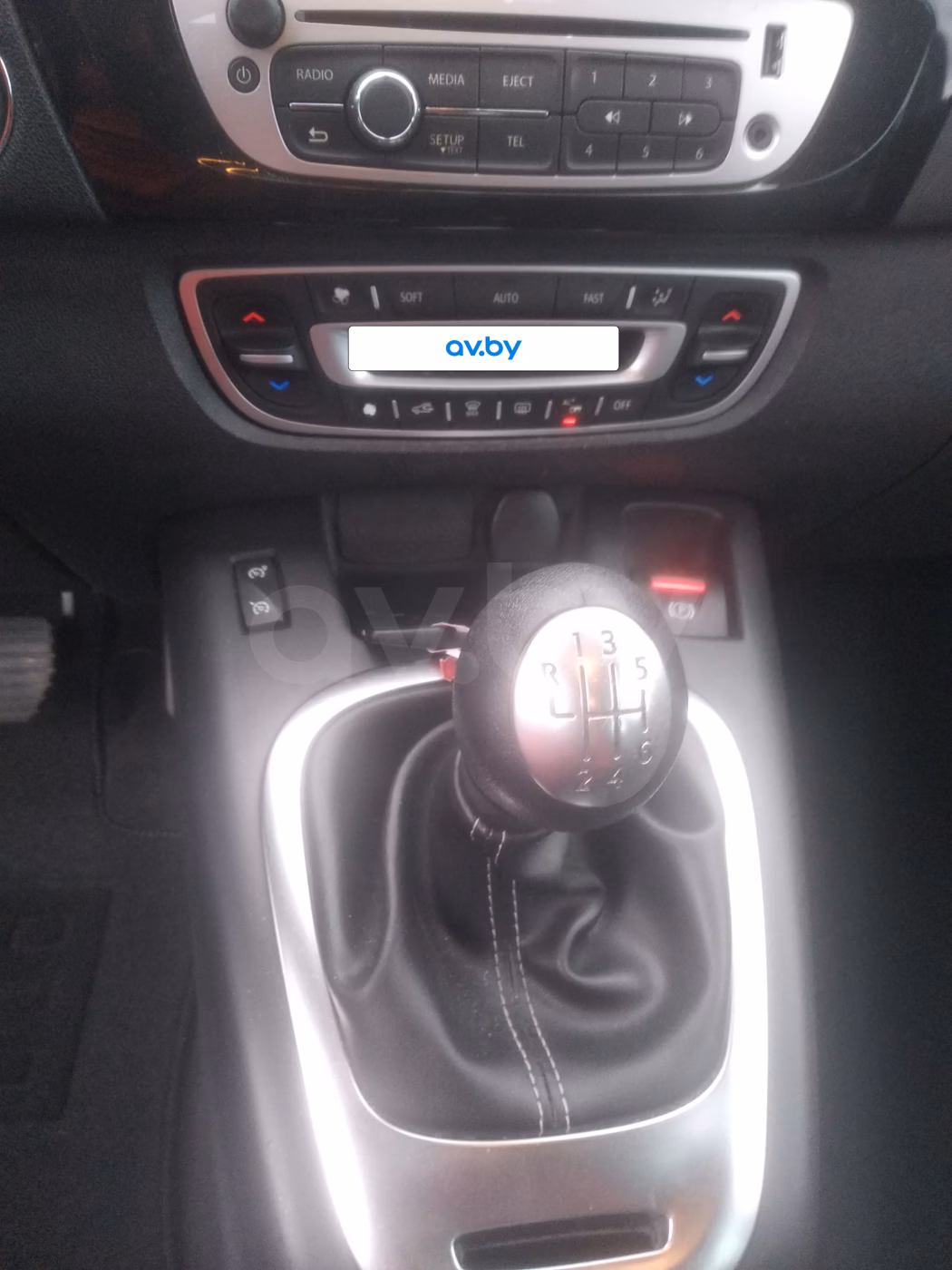 Renault Grand Scenic фото 11