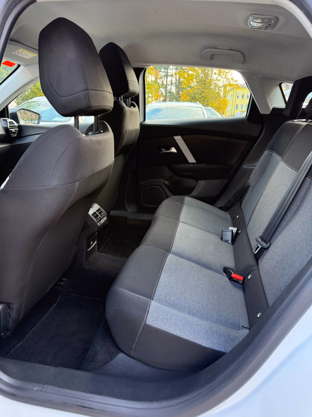 Citroen C4 фото 12