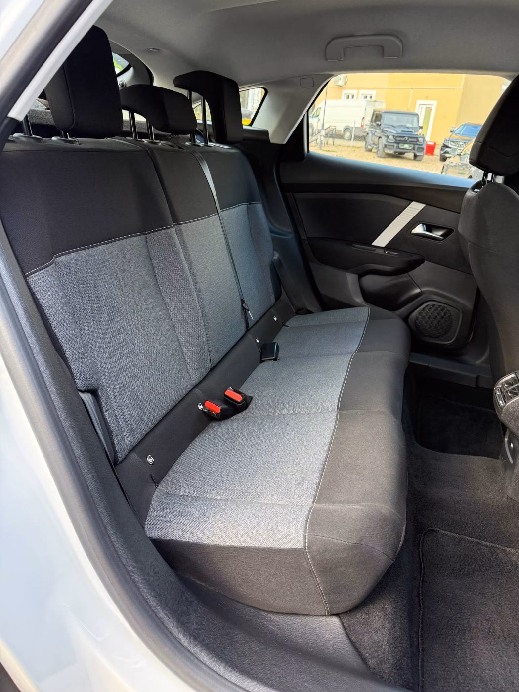 Citroen C4 фото 13