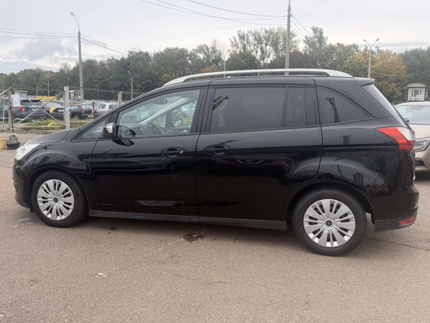 Ford Grand C-Max фото 4