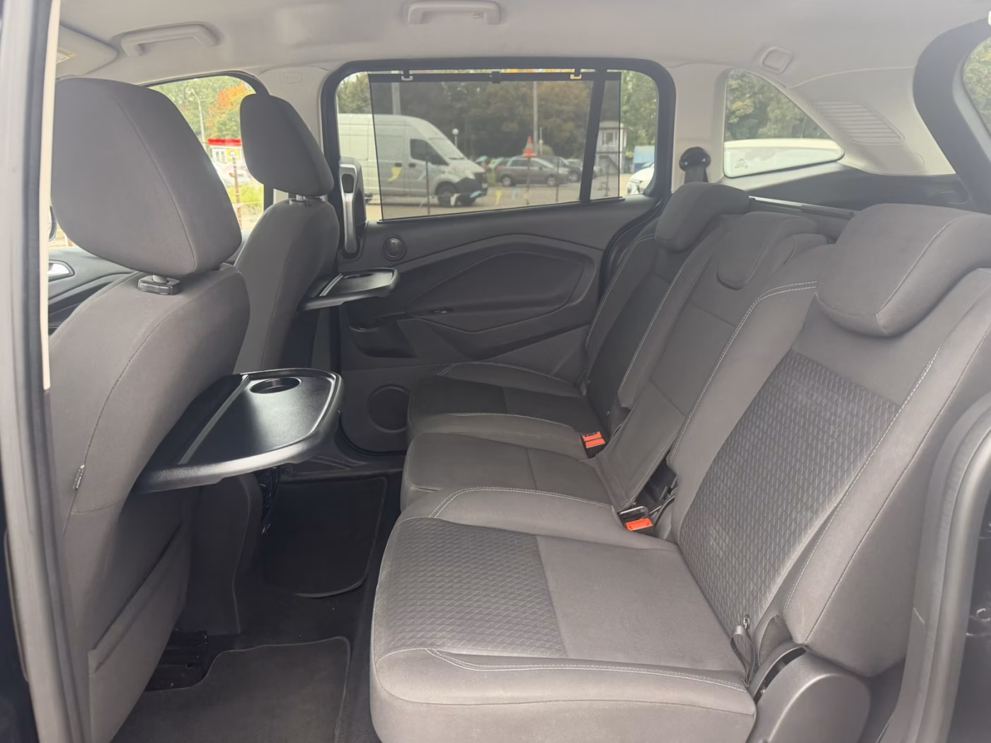 Ford Grand C-Max фото 20