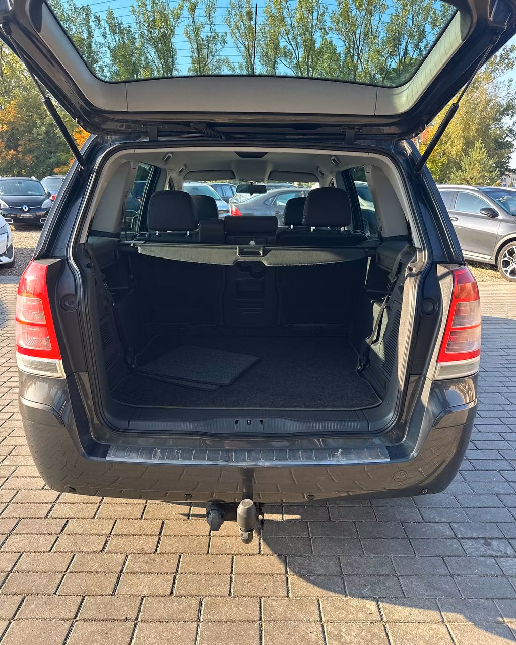 Opel Zafira фото 13