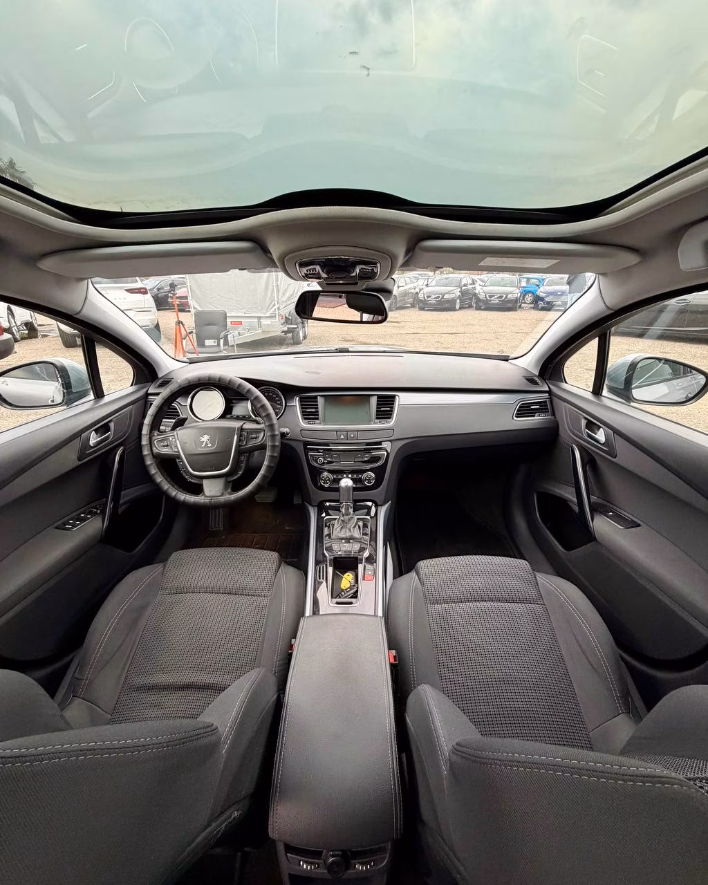 Peugeot 508 фото 11