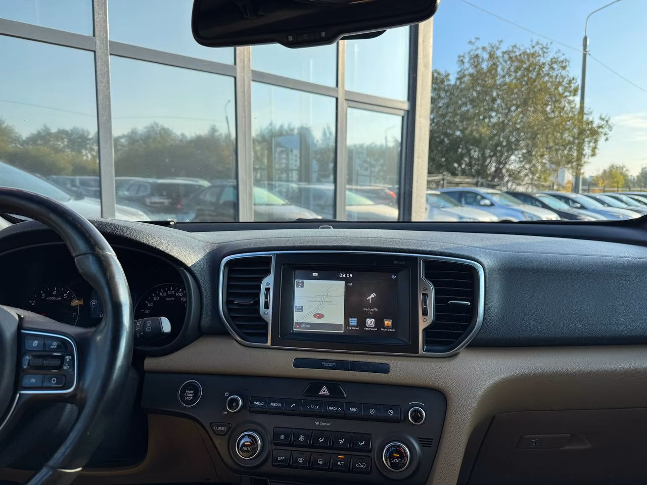 Kia Sportage фото 12