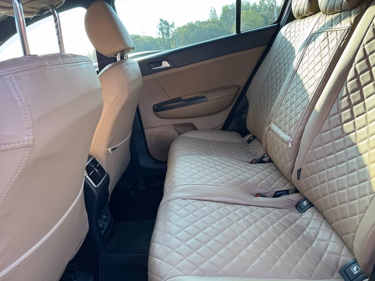 Kia Sportage фото 17