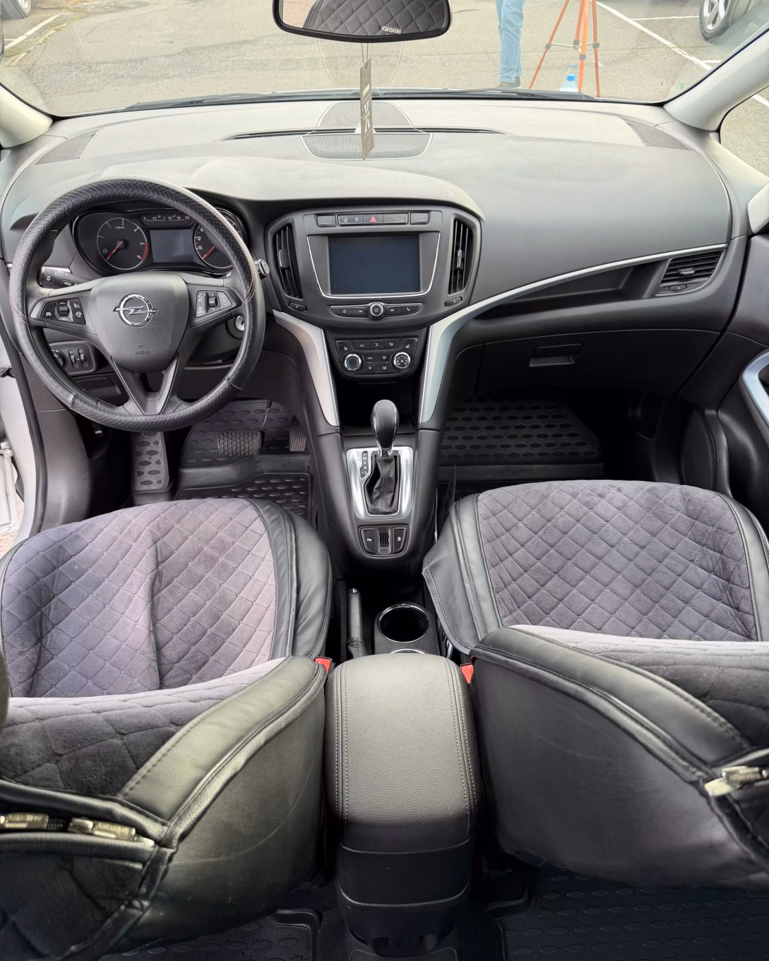 Opel Zafira фото 12
