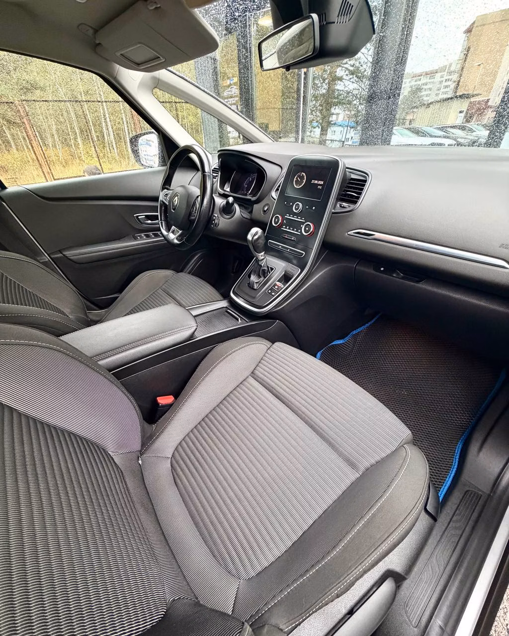 Renault Scenic фото 13