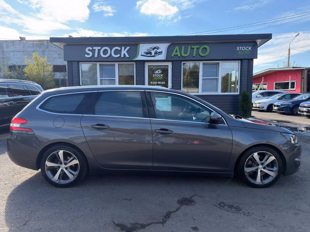 Peugeot 308 фото 6