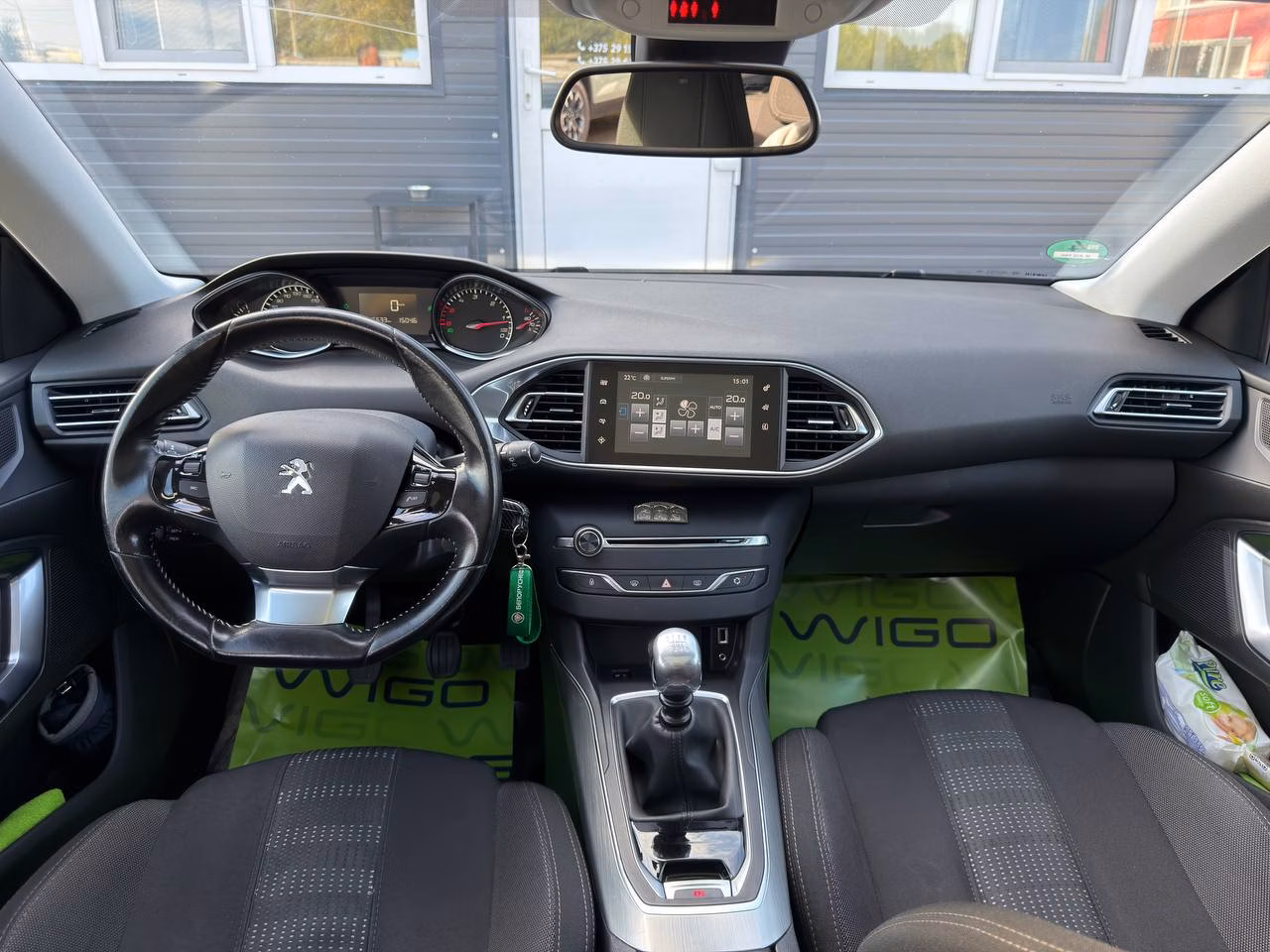 Peugeot 308 фото 16