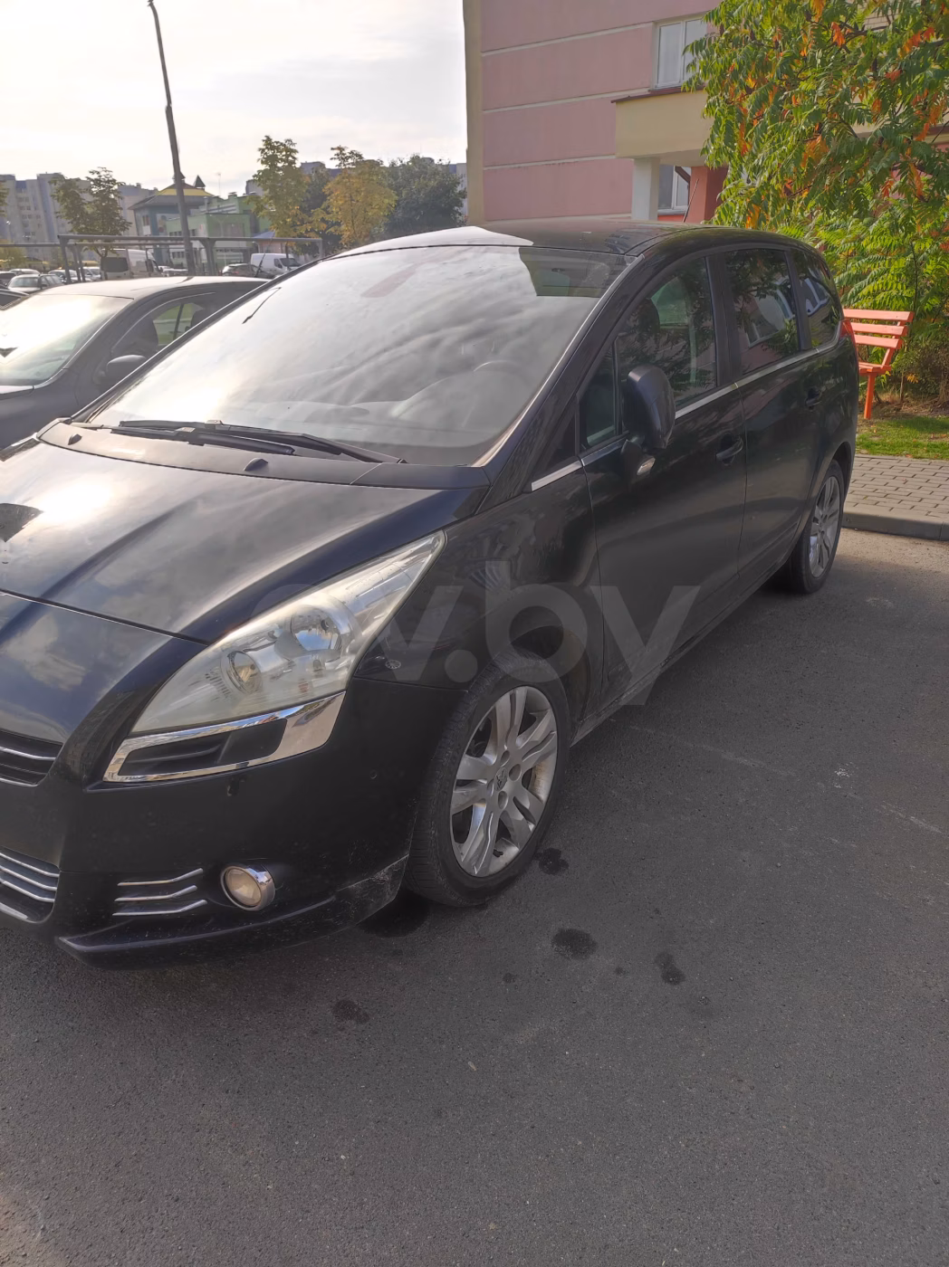 Peugeot 5008 фото 2