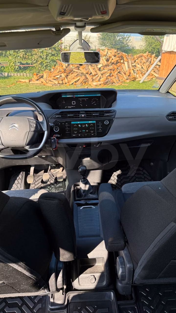 Citroen C4 Grand Spacetourer фото 7