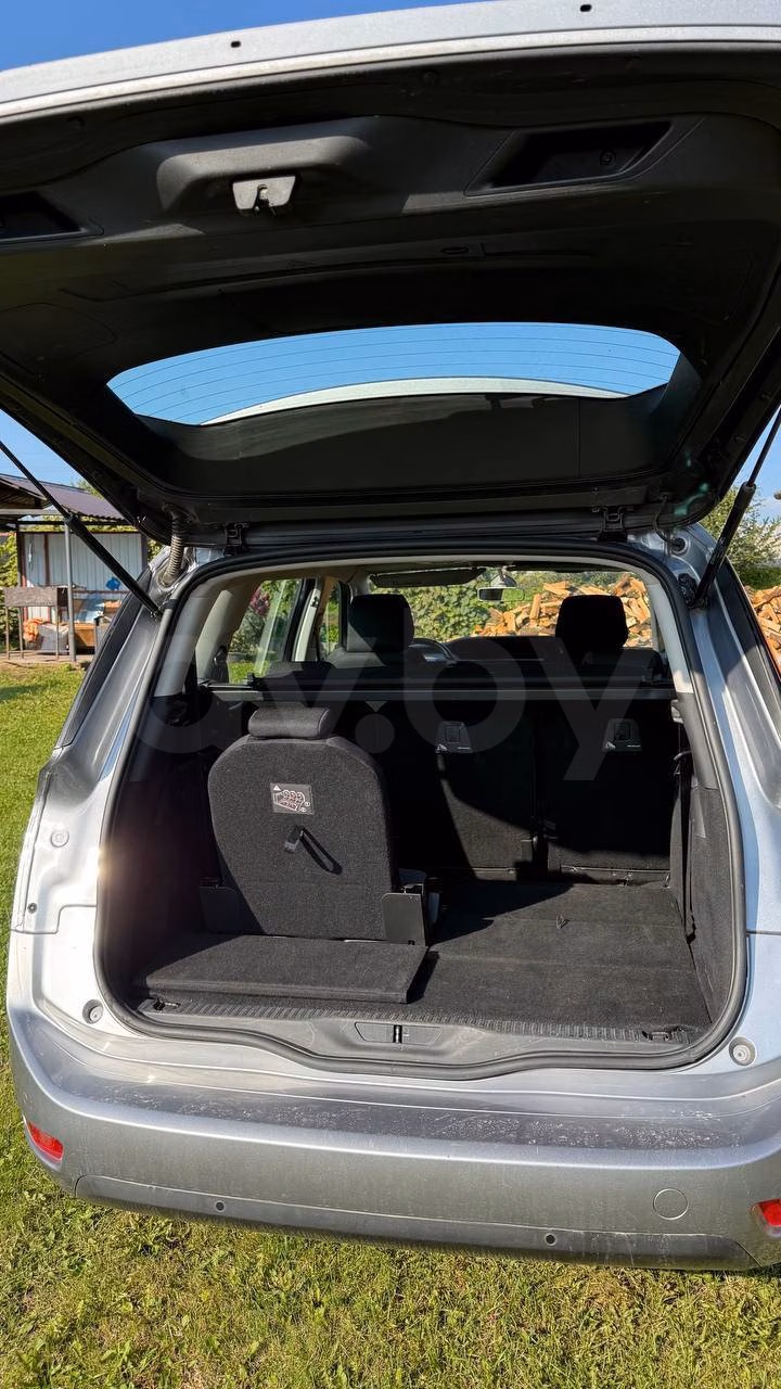 Citroen C4 Grand Spacetourer фото 9