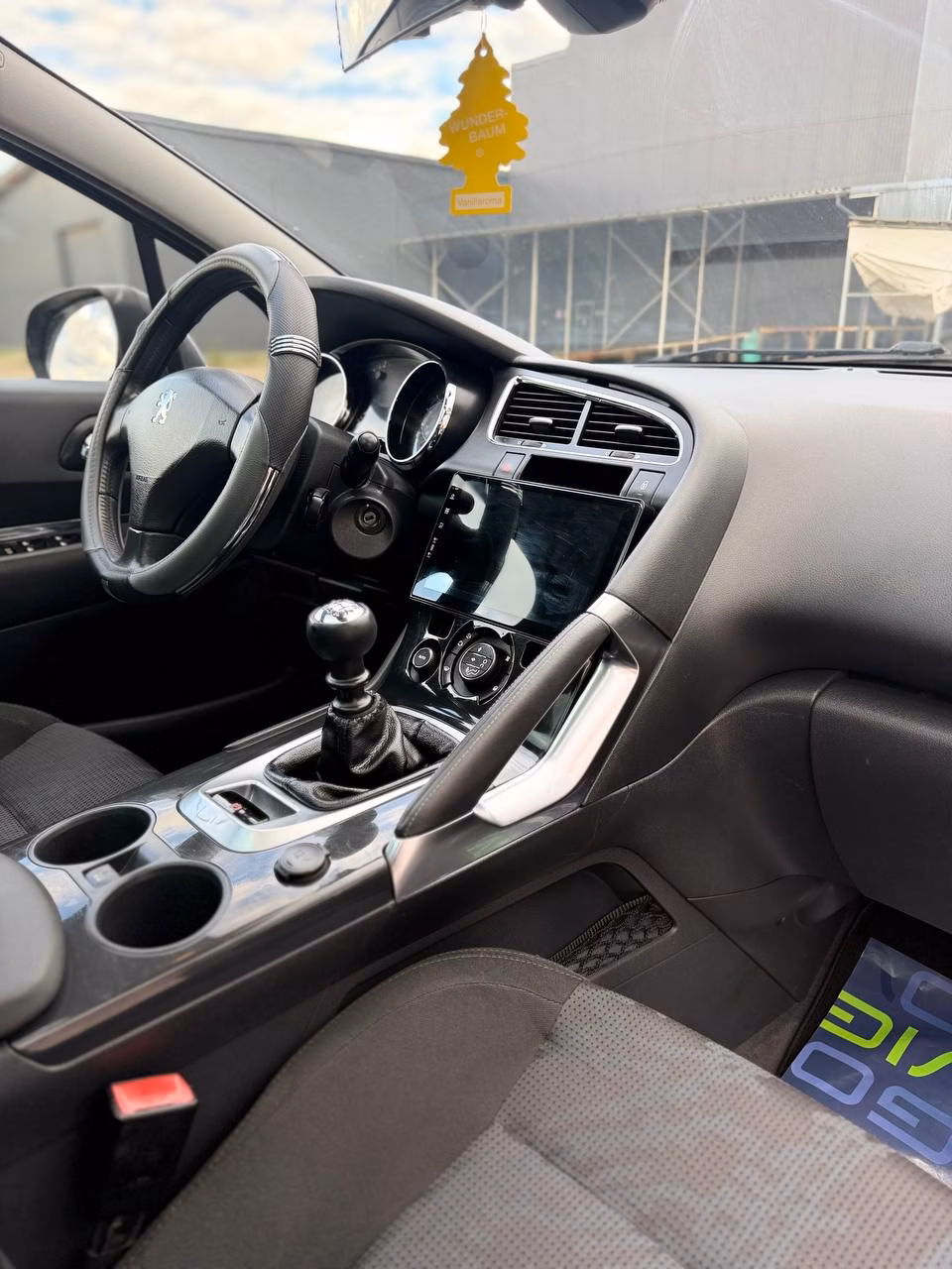 Peugeot 3008 фото 12