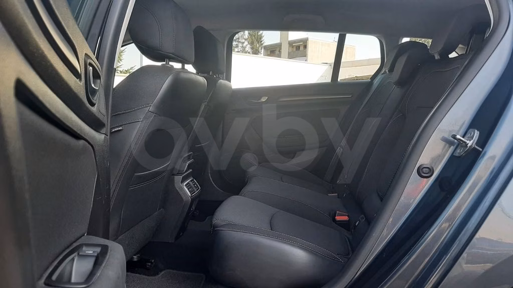 Renault Megane фото 7