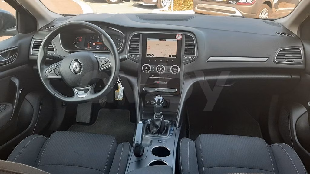 Renault Megane фото 11