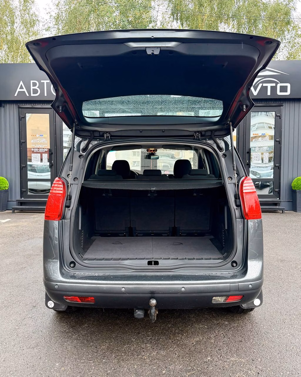 Peugeot 5008 фото 12