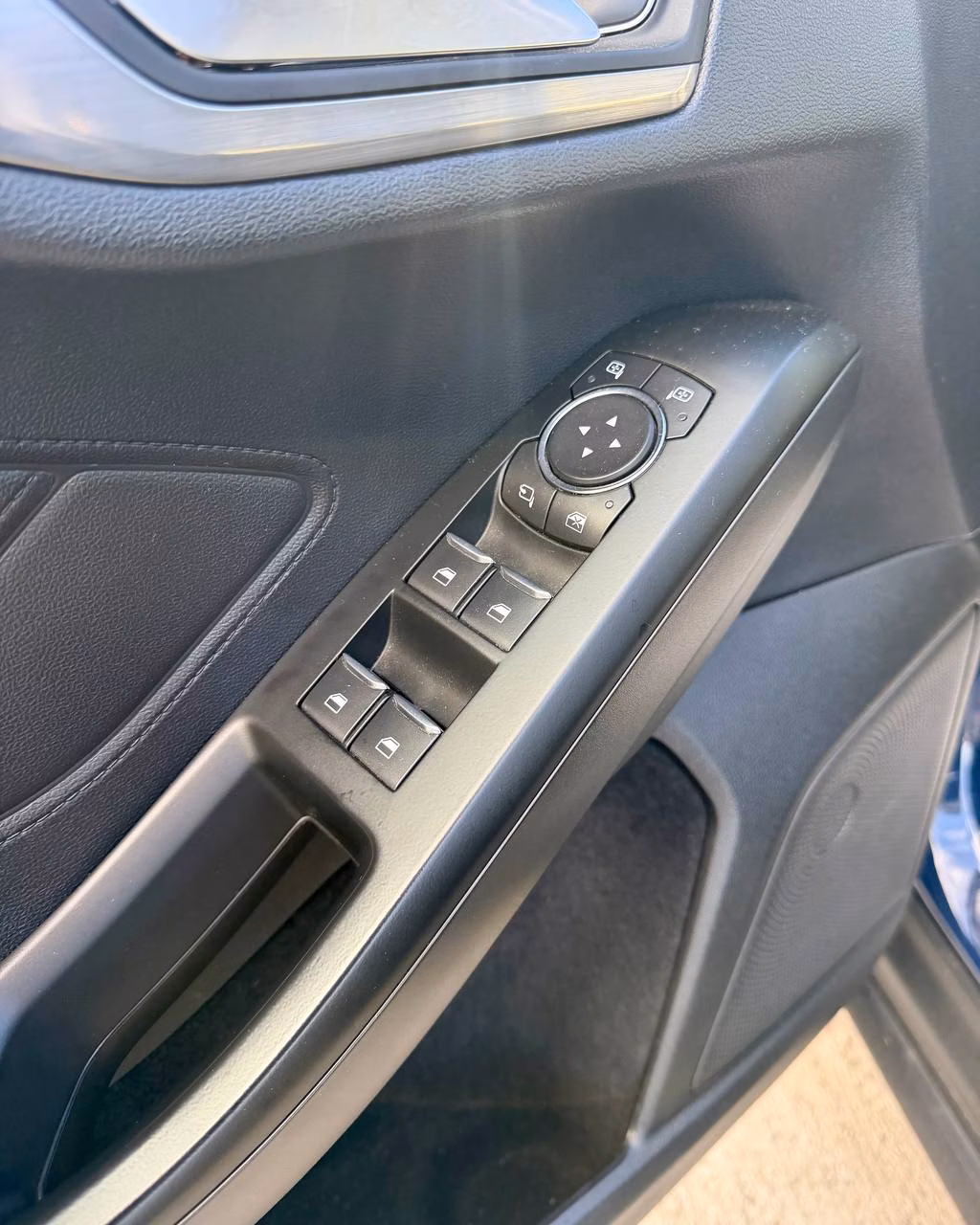 Ford Focus фото 17