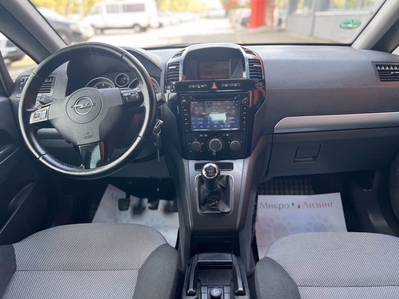 Opel Zafira фото 9