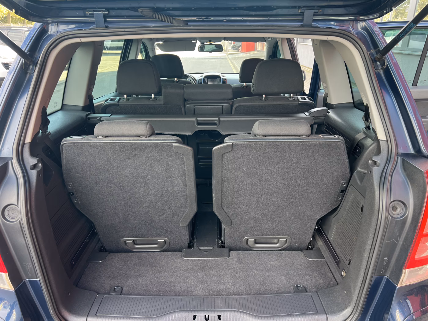 Opel Zafira фото 18