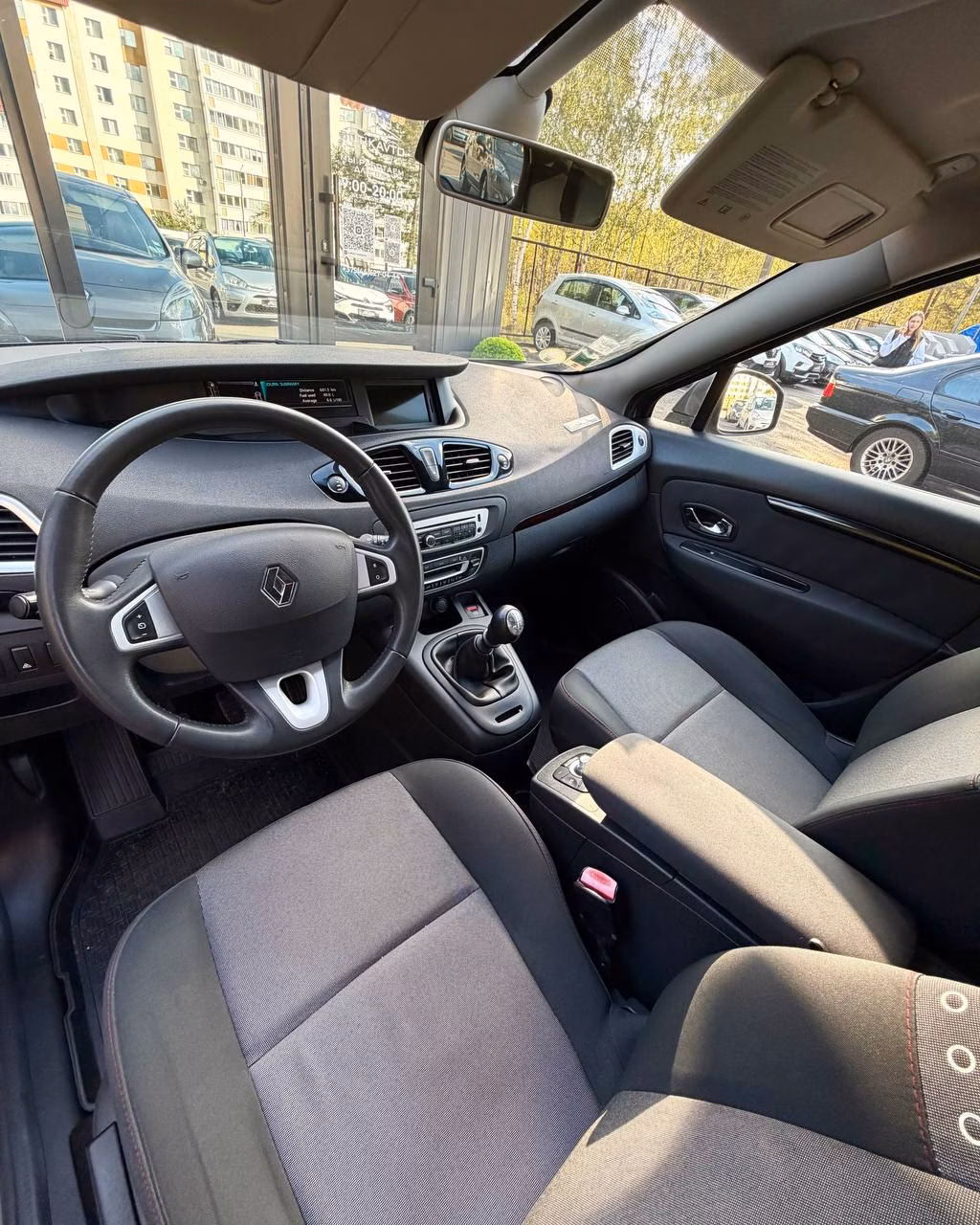 Renault Grand Scenic фото 10