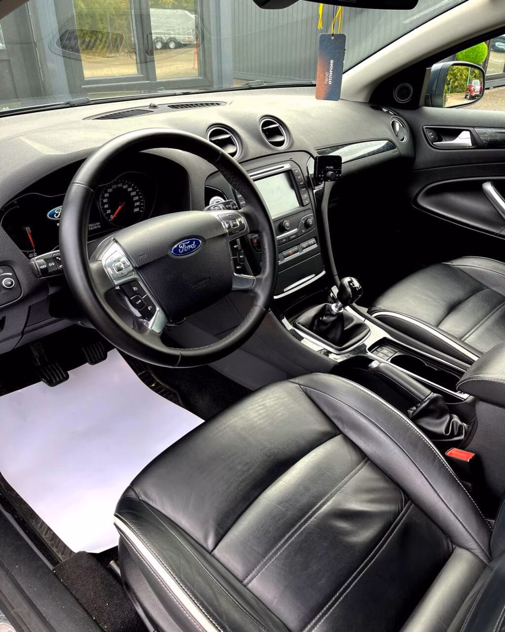 Ford Mondeo фото 9