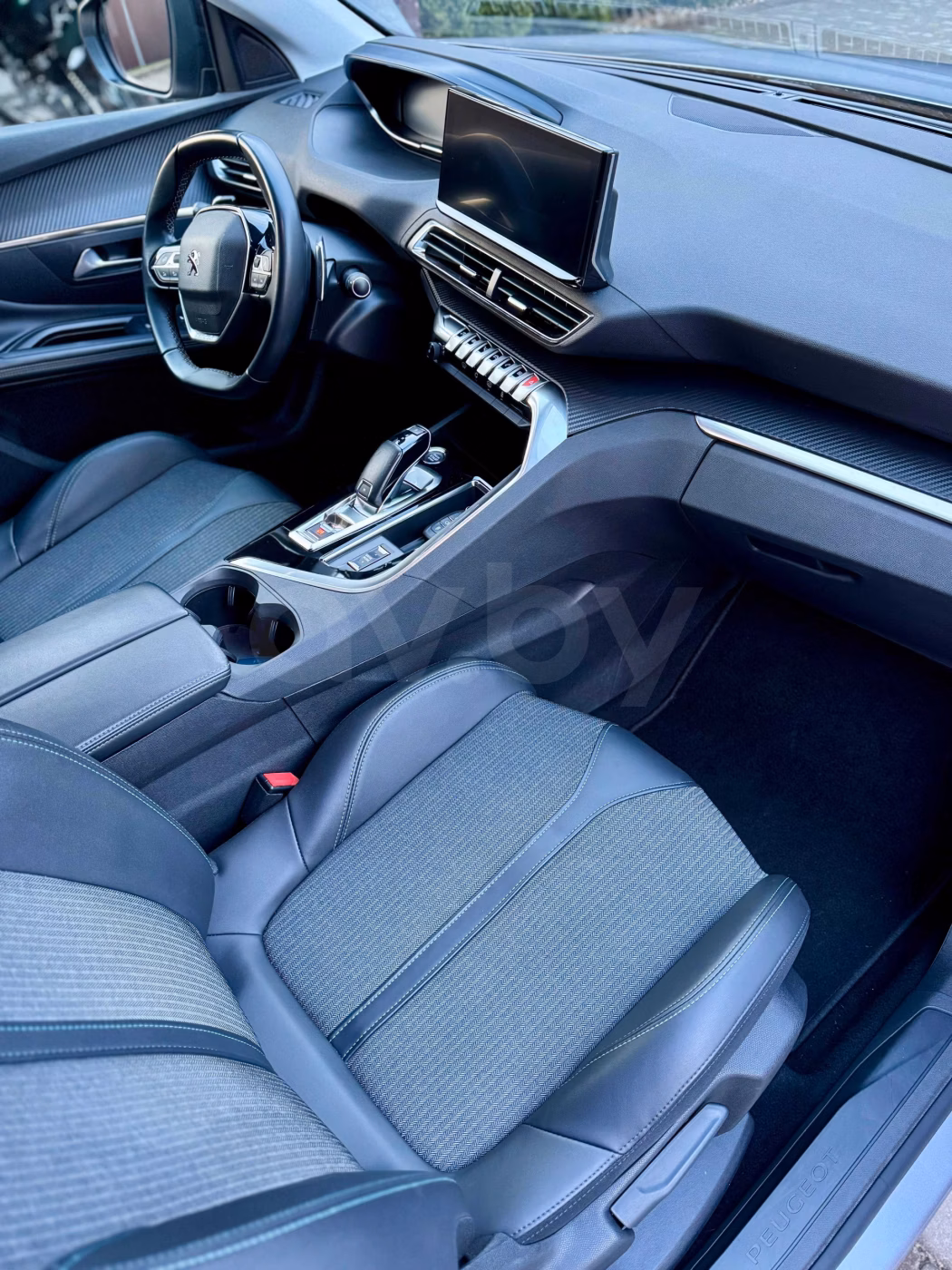 Peugeot 3008 фото 8