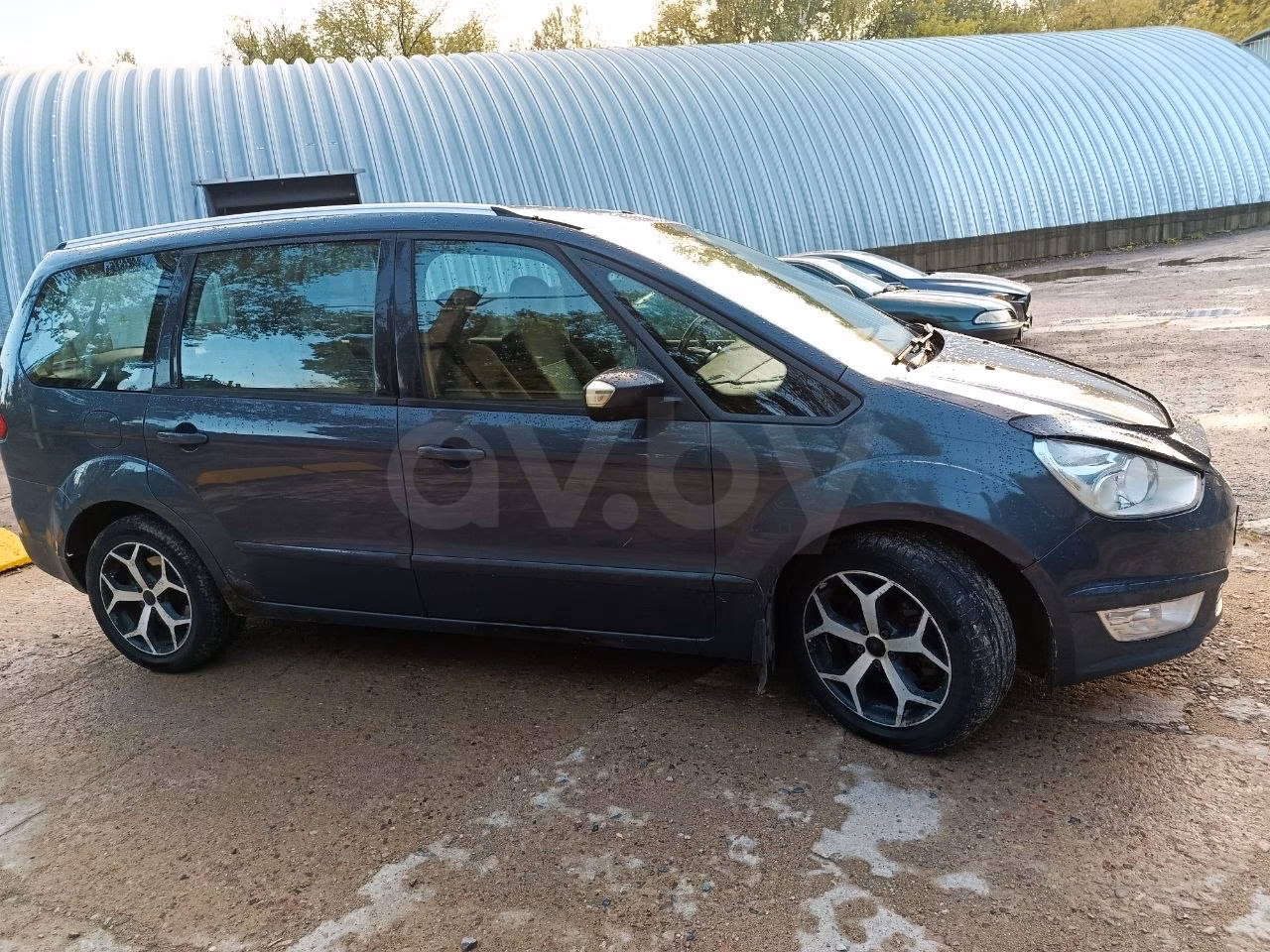 Ford Galaxy фото 2