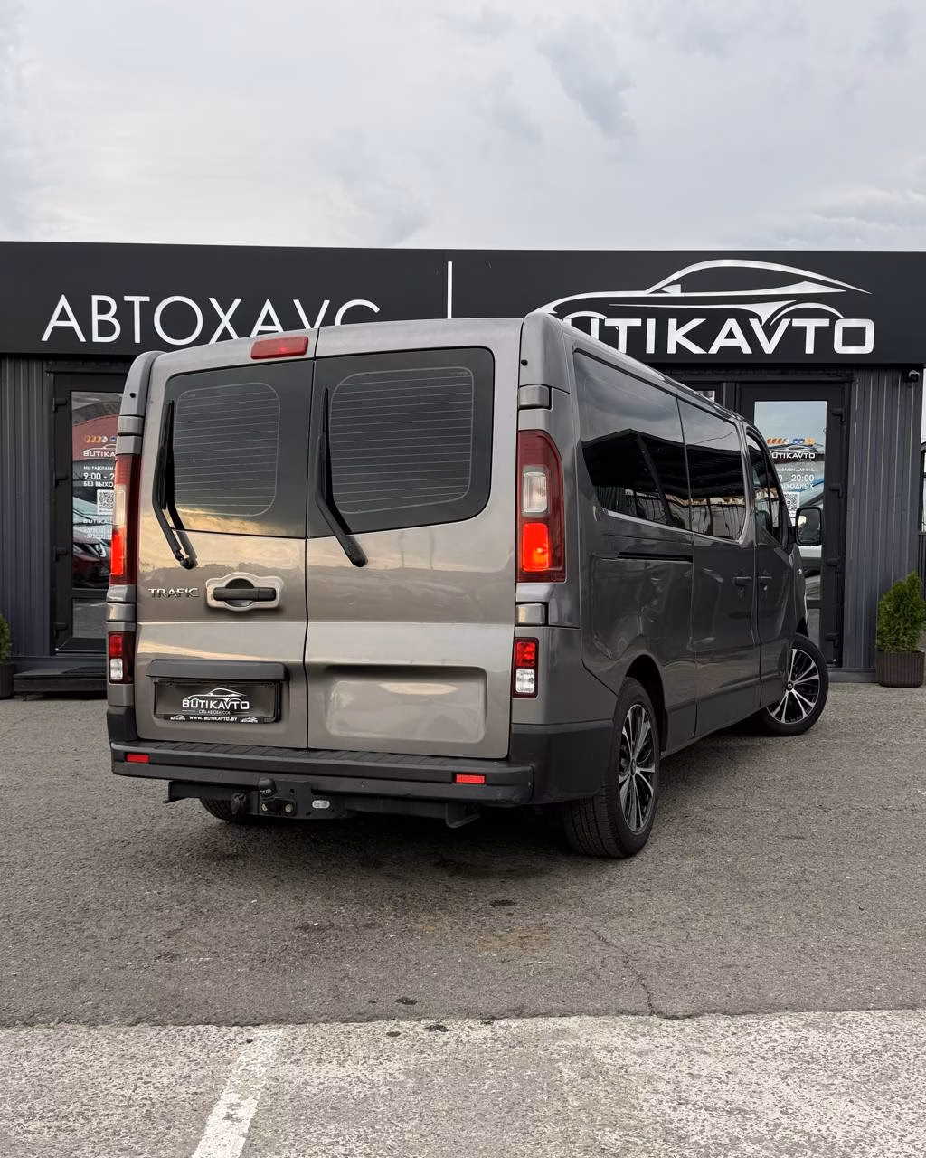 Renault Trafic фото 4