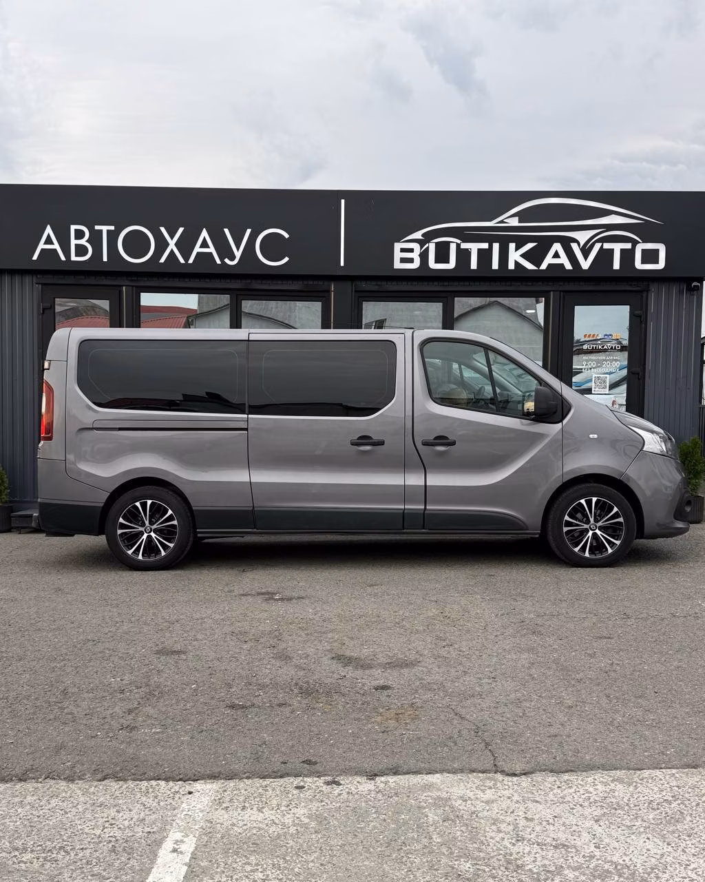 Renault Trafic фото 7