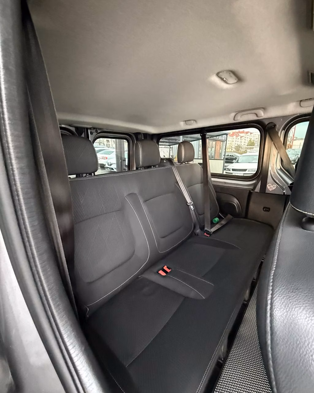Renault Trafic фото 13