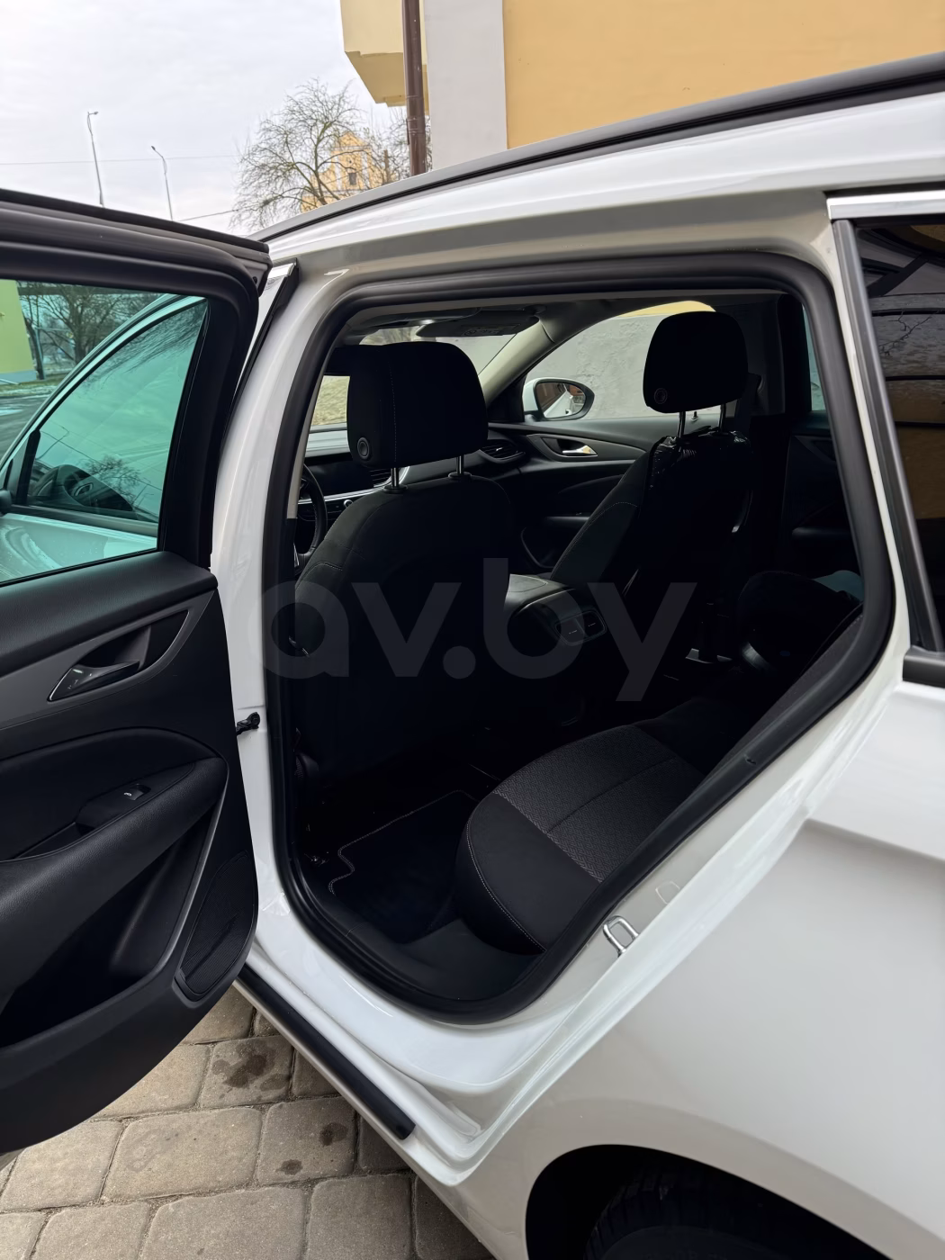 Opel Insignia фото 9